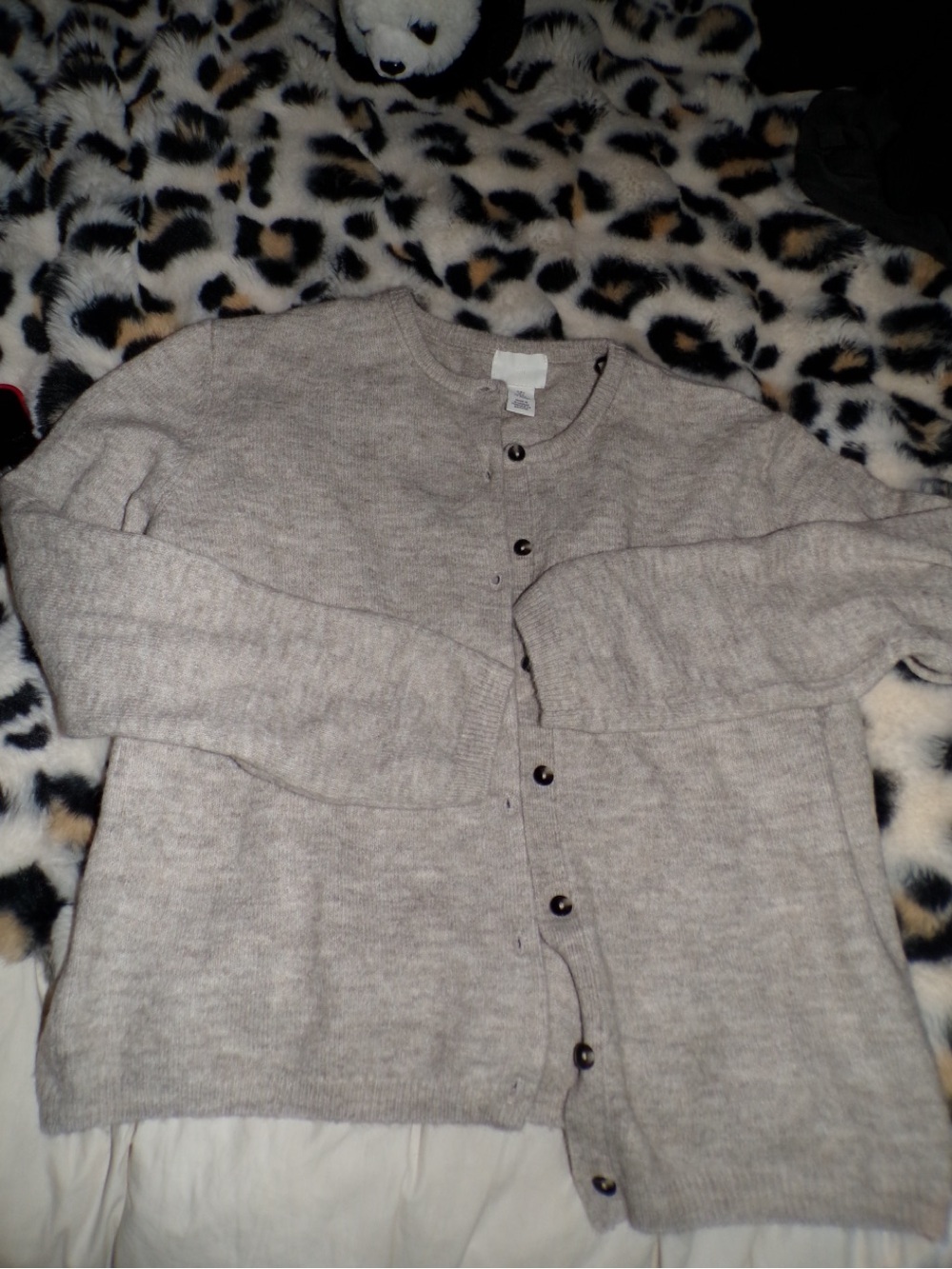 brand new h&m button up cardigan sweater